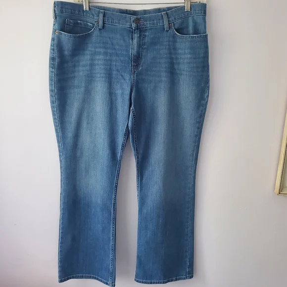 Duluth Trading Co Jeans Duluth Trading Co Womens Bootcut Jeans